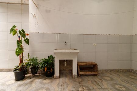 Casa para alugar com 95m², 2 quartos e 1 vaga Casa para alugar com 95m², 2 quartos e 1 vagaÁrea de Serviço e Quintal