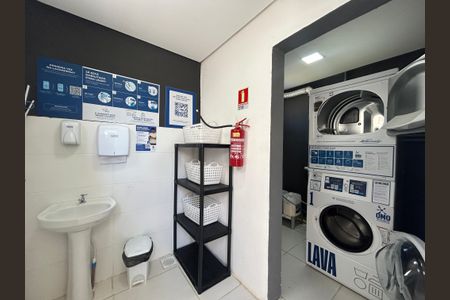 Apartamento para alugar com 50m², 2 quartos e 1 vaga Apartamento para alugar com 50m², 2 quartos e 1 vagaLavanderia