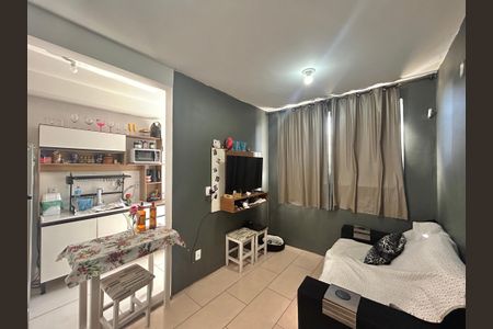 Sala de apartamento à venda com 2 quartos, 51m² em Feitoria, São Leopoldo