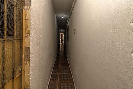 Casa para alugar com 100m², 2 quartos e 1 vaga Casa para alugar com 100m², 2 quartos e 1 vagacorredor lateral_2