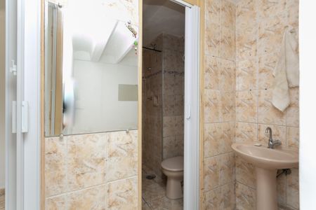 Apartamento para alugar com 42m², 2 quartos e 1 vaga Apartamento para alugar com 42m², 2 quartos e 1 vagaBanheiro