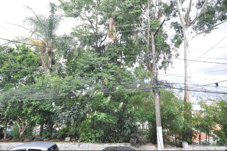 Vista do Quarto 1 de casa para alugar com 2 quartos, 43m² em Parque Ramos Freitas, São Paulo