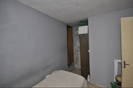 Quarto 2 de casa para alugar com 2 quartos, 43m² em Parque Ramos Freitas, São Paulo