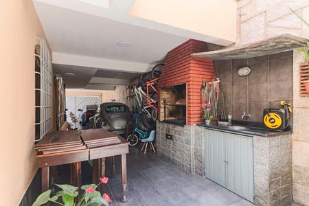 Casa à venda com 280m², 3 quartos e 6 vagasChurrasqueira