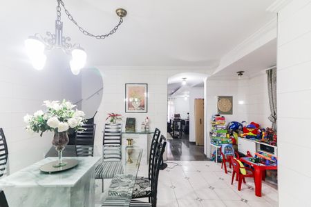 Casa à venda com 280m², 3 quartos e 6 vagasSala de Jantar