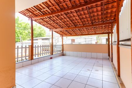 Casa à venda com 280m², 3 quartos e 6 vagasVaranda