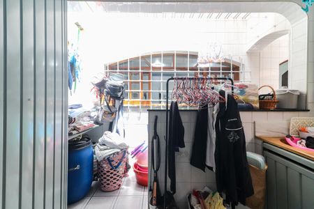 Casa à venda com 280m², 3 quartos e 6 vagasLavanderia