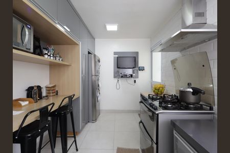 Apartamento para alugar com 122m², 3 quartos e 2 vagasCozinha