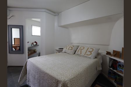 Apartamento para alugar com 122m², 3 quartos e 2 vagasSuíte