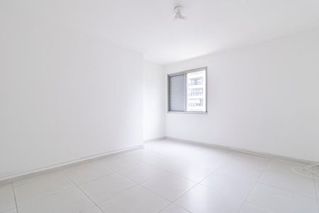 Apartamento para alugar com 183m², 3 quartos e 1 vaga Apartamento para alugar com 183m², 3 quartos e 1 vagaQuarto 2