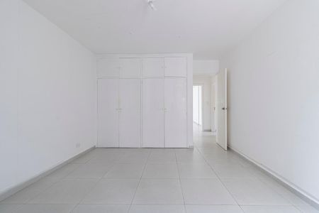 Apartamento para alugar com 183m², 3 quartos e 1 vaga Apartamento para alugar com 183m², 3 quartos e 1 vagaQuarto 2