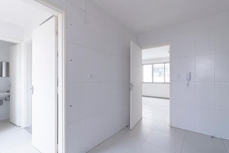 Apartamento para alugar com 183m², 3 quartos e 1 vaga Apartamento para alugar com 183m², 3 quartos e 1 vagaCozinha