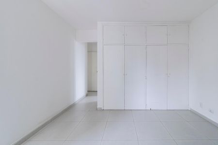 Apartamento para alugar com 183m², 3 quartos e 1 vaga Apartamento para alugar com 183m², 3 quartos e 1 vagaQuarto Suíte
