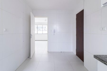 Apartamento para alugar com 183m², 3 quartos e 1 vaga Apartamento para alugar com 183m², 3 quartos e 1 vagaCozinha