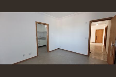 Apartamento para alugar com 56m², 2 quartos e 2 vagasSala