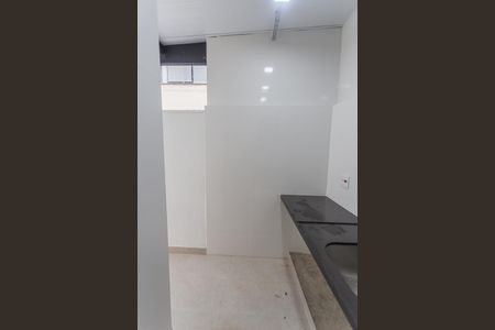 Apartamento à venda com 129m², 2 quartos e 1 vaga Apartamento à venda com 129m², 2 quartos e 1 vagaÁrea de Serviço