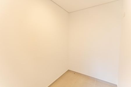 Apartamento à venda com 129m², 2 quartos e 1 vaga Apartamento à venda com 129m², 2 quartos e 1 vagaCloset da Suíte