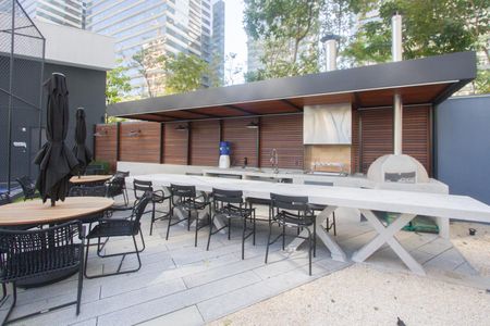 Apartamento à venda com 196m², 3 quartos e 3 vagas Apartamento à venda com 196m², 3 quartos e 3 vagasChurrasqueira