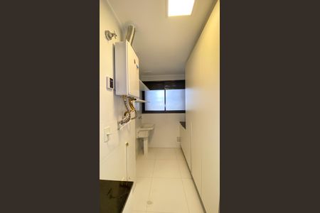 Apartamento à venda com 196m², 3 quartos e 3 vagas Apartamento à venda com 196m², 3 quartos e 3 vagasÁrea de Serviço