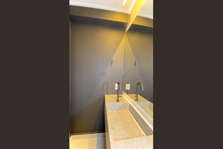 Apartamento à venda com 196m², 3 quartos e 3 vagas Apartamento à venda com 196m², 3 quartos e 3 vagasLavabo