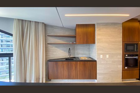 Apartamento à venda com 196m², 3 quartos e 3 vagas Apartamento à venda com 196m², 3 quartos e 3 vagasÁrea gourmet