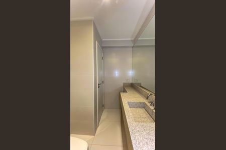 Apartamento à venda com 196m², 3 quartos e 3 vagas Apartamento à venda com 196m², 3 quartos e 3 vagasBanheiro da Suíte 3