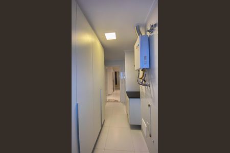 Apartamento à venda com 196m², 3 quartos e 3 vagas Apartamento à venda com 196m², 3 quartos e 3 vagasÁrea de Serviço