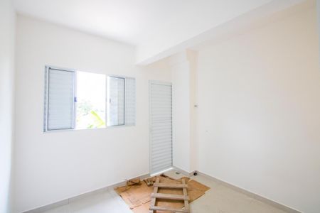 Sala 2 de casa para alugar com 1 quarto, 40m² em Jardim Aracy, Mauá