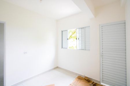 Sala 2 de casa para alugar com 1 quarto, 40m² em Jardim Aracy, Mauá
