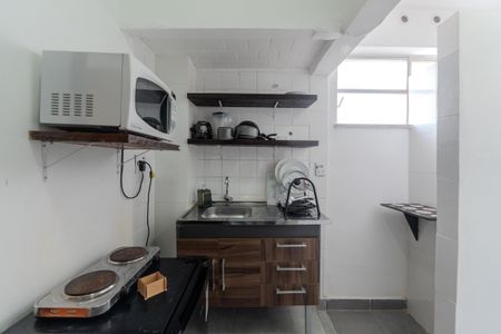 Cozinha e Área de Serviço de kitnet/studio para alugar com 1 quarto, 30m² em República, São Paulo
