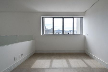 Apartamento à venda com 78m², 1 quarto e 2 vagasSala/Cozinha