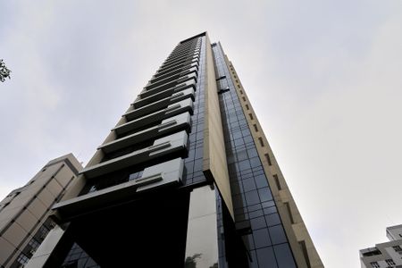 Apartamento à venda com 73m², 1 quarto e 2 vagasFachada