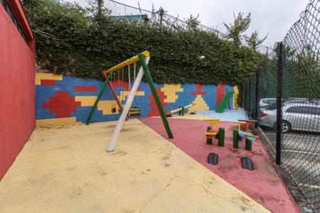 Apartamento para alugar com 49m², 2 quartos e 1 vaga Apartamento para alugar com 49m², 2 quartos e 1 vagaArea Comum - Playground