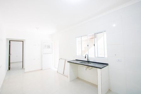 Cozinha de casa para alugar com 1 quarto, 30m² em Jardim Aracy, Mauá