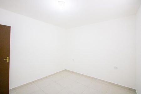 Sala/Quarto de casa para alugar com 1 quarto, 30m² em Jardim Aracy, Mauá