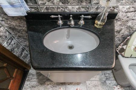 Casa à venda com 210m², 3 quartos e 6 vagas Casa à venda com 210m², 3 quartos e 6 vagasLavabo