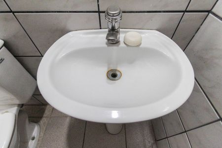 Casa à venda com 210m², 3 quartos e 6 vagas Casa à venda com 210m², 3 quartos e 6 vagasBanheiro da Garagem