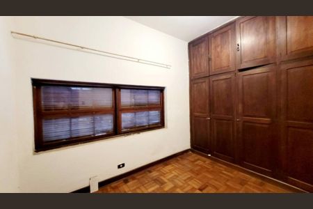 Casa à venda com 7 quartos, 430m² em Sumaré, São Paulo