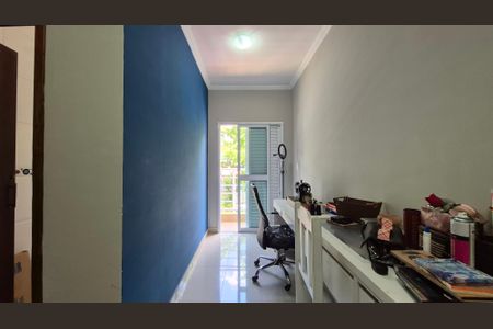 Casa à venda com 240m², 4 quartos e 5 vagasSuíte 2