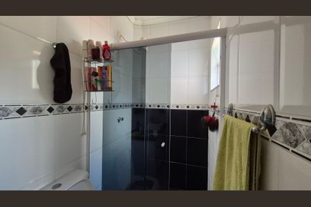 Casa à venda com 240m², 4 quartos e 5 vagasBanheiro da suíte 3