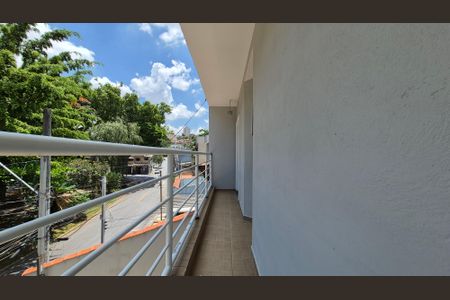 Casa à venda com 240m², 4 quartos e 5 vagasSuíte