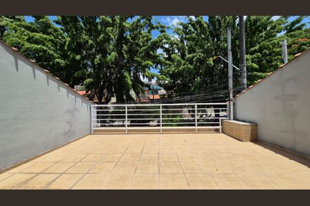Casa à venda com 240m², 4 quartos e 5 vagasArea externa