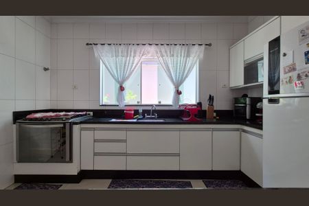 Casa à venda com 240m², 4 quartos e 5 vagasCozinha