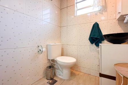 Apartamento à venda com 54m², 2 quartos e 1 vaga Apartamento à venda com 54m², 2 quartos e 1 vagaBanheiro Social