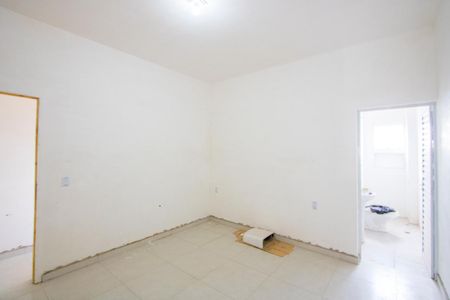 Casa para alugar com 2 quartos, 68m² em Jardim Aracy, Mauá