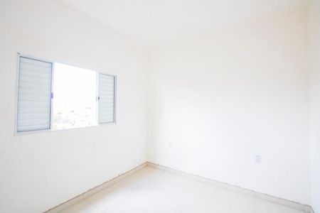 Casa para alugar com 2 quartos, 68m² em Jardim Aracy, Mauá