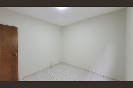 Casa para alugar com 2 quartos, 100m² em Jardim Paineira, Itaquaquecetuba