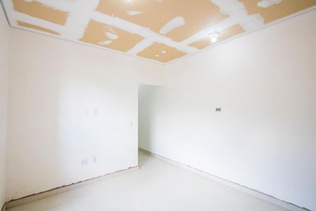 Sala de casa para alugar com 2 quartos, 68m² em Jardim Aracy, Mauá