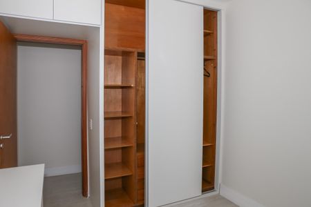 Apartamento para alugar com 152m², 3 quartos e 2 vagas Apartamento para alugar com 152m², 3 quartos e 2 vagasQuarto 3