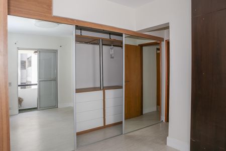Apartamento para alugar com 152m², 3 quartos e 2 vagas Apartamento para alugar com 152m², 3 quartos e 2 vagasSuíte